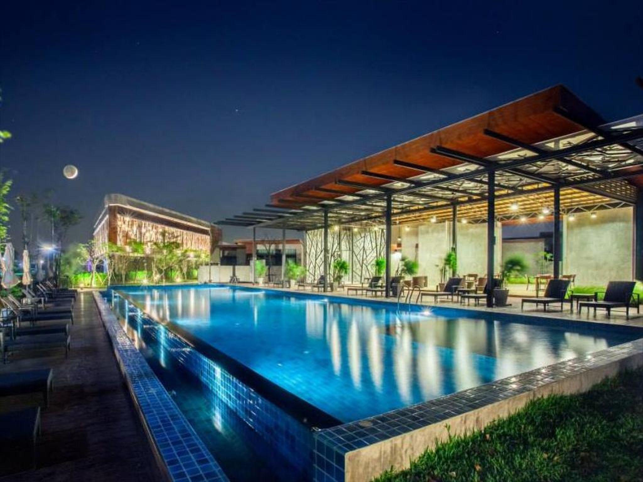 Sea Two Pool Villa Resort Pattaya Pantai Jomtien Bagian luar foto
